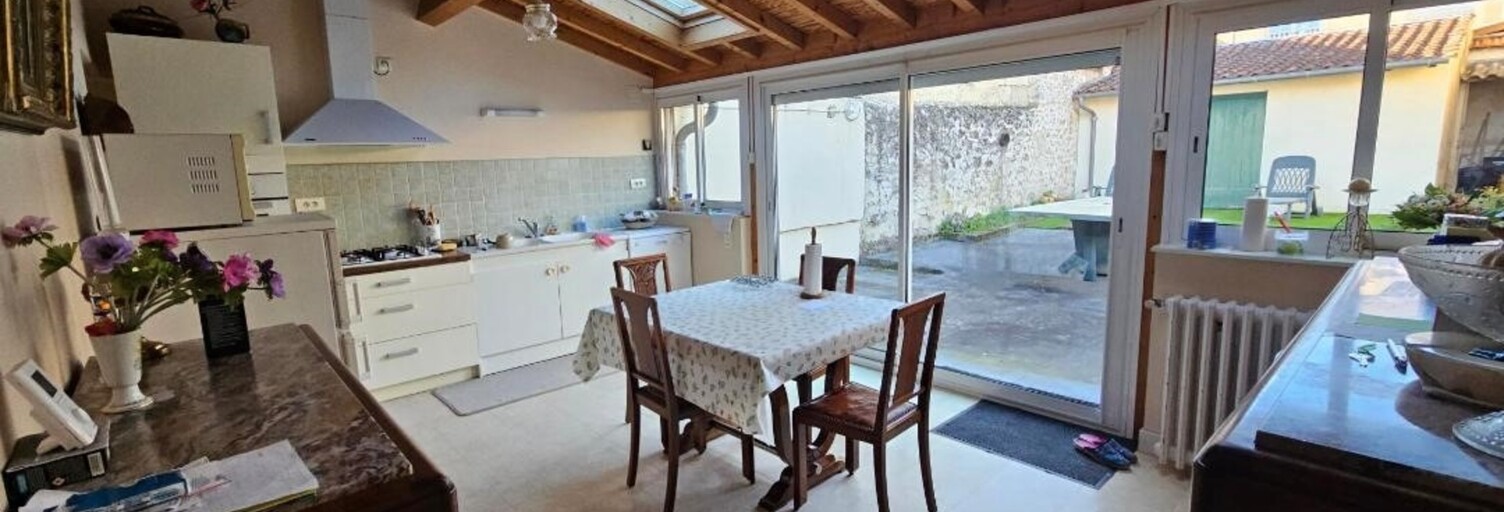 Maison 5 Pièces 129 m² à vendre à Sauveterre-de-Guyenne (33540)