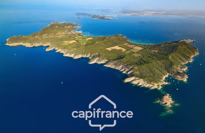 Appartement à vendre 4 pièces PORQUEROLLES (83), rare à la vente appartement 2 terasses et cave, vue et calme — photo 3
