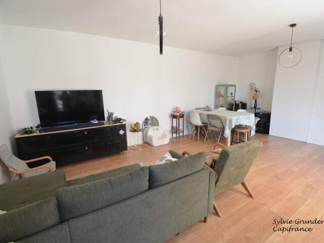 Maison à vendre 4 pièces VITROLLES (13) 90m² sur 203m² — photo du bien