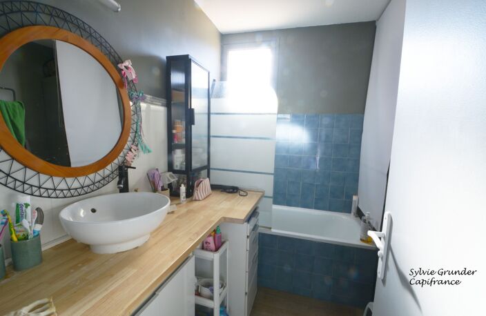 Maison à vendre 4 pièces VITROLLES (13) 90m² sur 203m² — photo 4