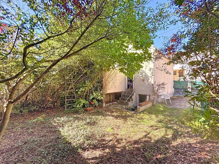 Maison À Vendre — photo 1