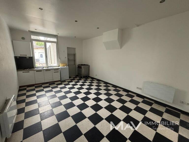 SAINT-OMER - T2 DE 37,71m² EN CENTRE VILLE — photo 1