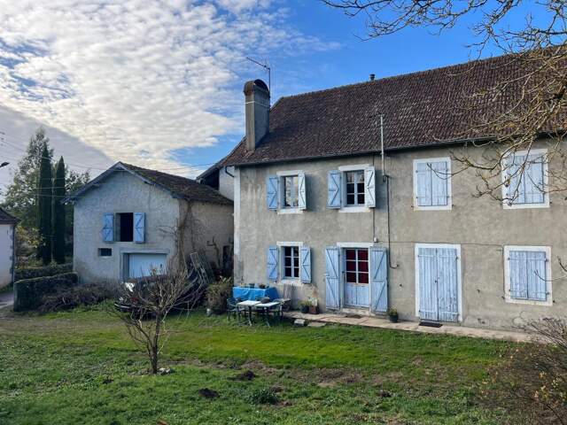 Maison À Vendre — photo du bien