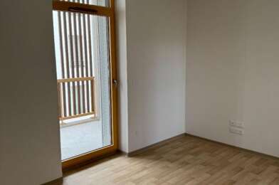 Appartement 3 pièces 661 €