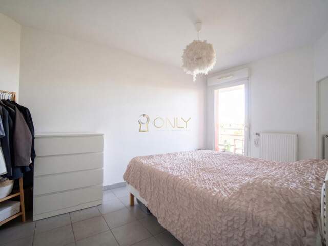 Vénissieux Appartement T2 balcon Garage — photo du bien