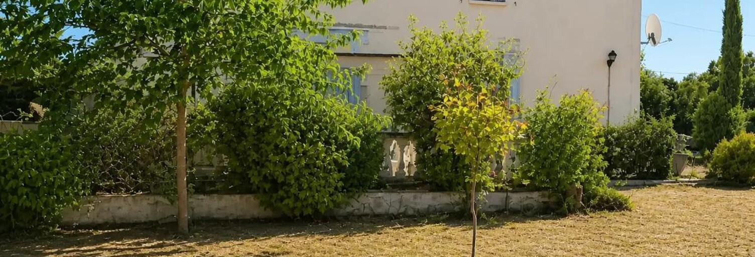 Maison 5 Pièces 79 m² à vendre à Les Peintures (33230)
