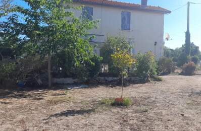 Maison de 5 pièces de 79 m² à Les Peintures — photo du bien
