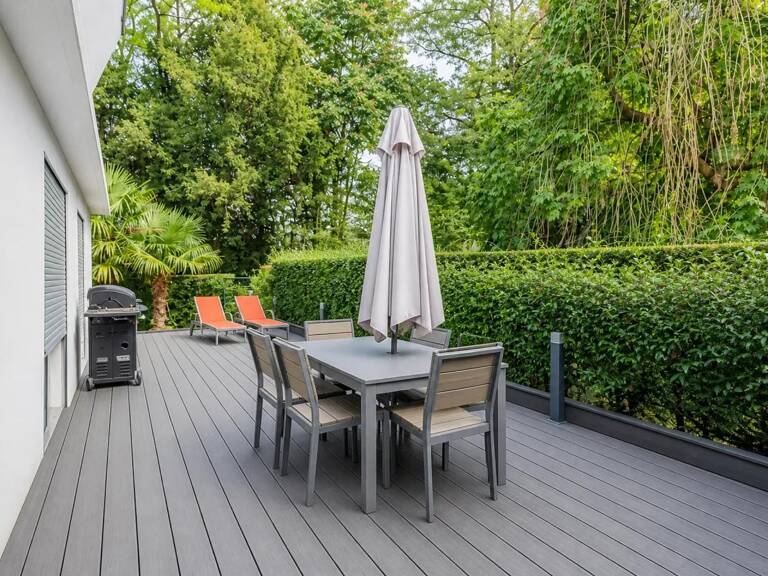 Appartement Saint-Cloud – Val d’Or – 151 m² – 4 chambres – Jardin & terrasse – Parking – Cave — photo 1