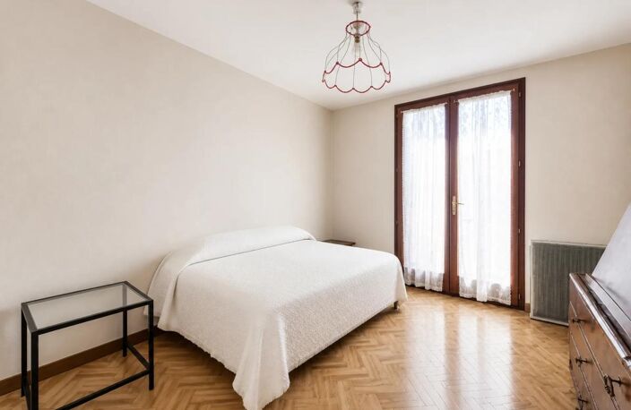 Maison de 5 pièces de 156 m² à Éguilles — photo 4