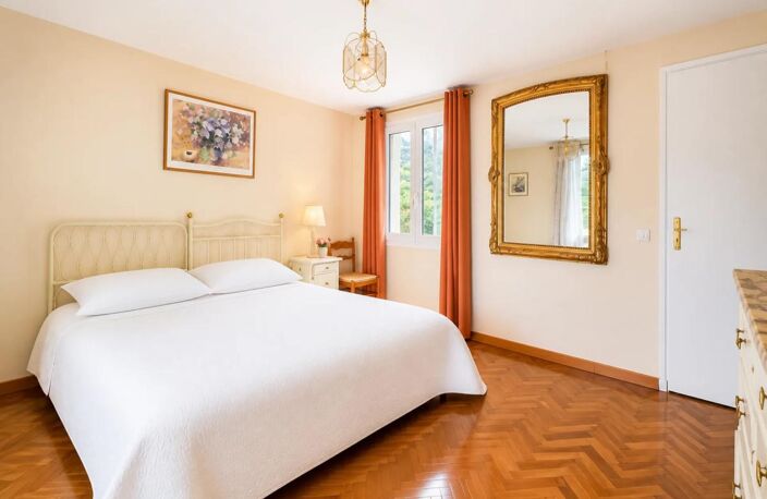Maison de 5 pièces de 156 m² à Éguilles — photo 5