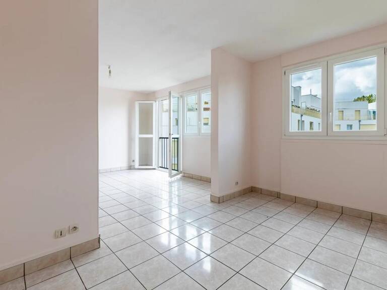 Appartement de 4 pièces de 61 m² à Aubervilliers — photo 1