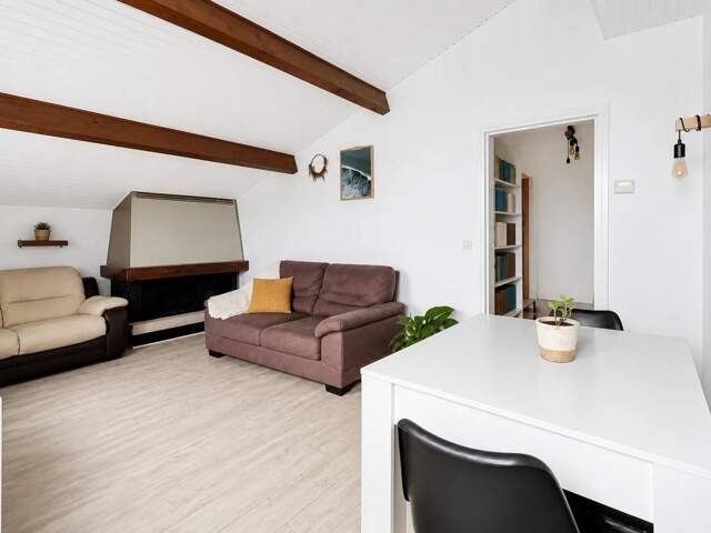Appartement T3 au dernier étage - 61 m2 - Urrugne centre — photo du bien