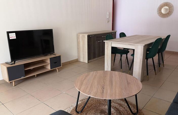 Appartement T2 Meublé - St Pierre — photo 2