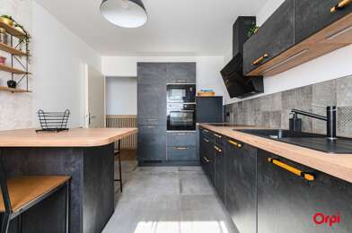 Appartement 4 pièces 288900 €