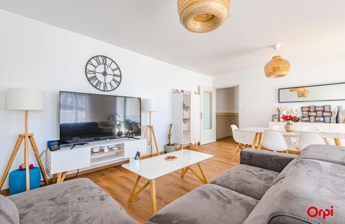 Appartement À Vendre à Reims — photo 3