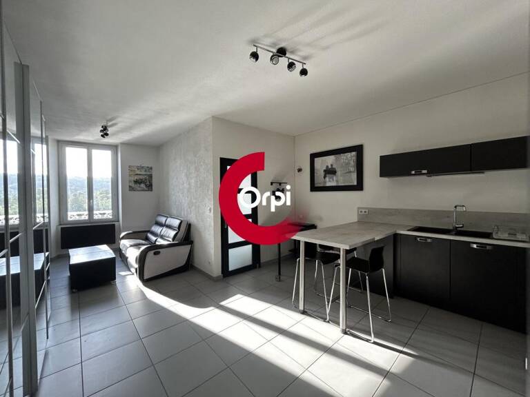 Appartement À Louer — photo 1