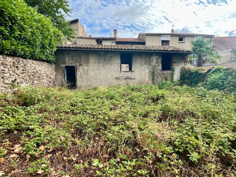 Maison de village avec terrain À Vendre — photo 1