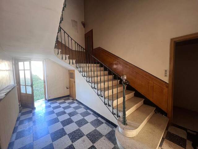 Maison À Vendre et terrain CONSTRUCTIBLE — photo du bien
