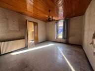 Maison À Vendre et terrain CONSTRUCTIBLE — photo 4