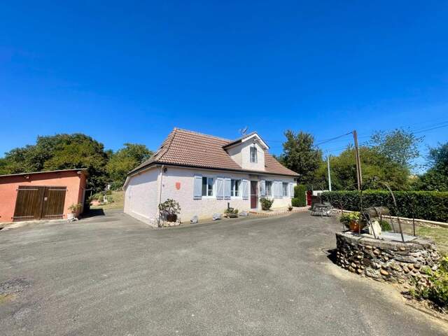 Maison À Vendre — photo du bien