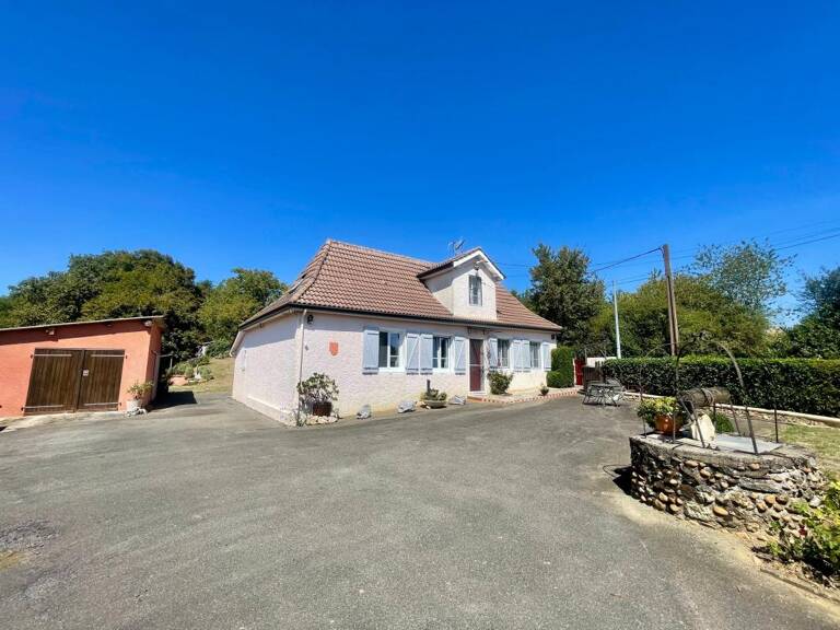 Maison À Vendre — photo 1