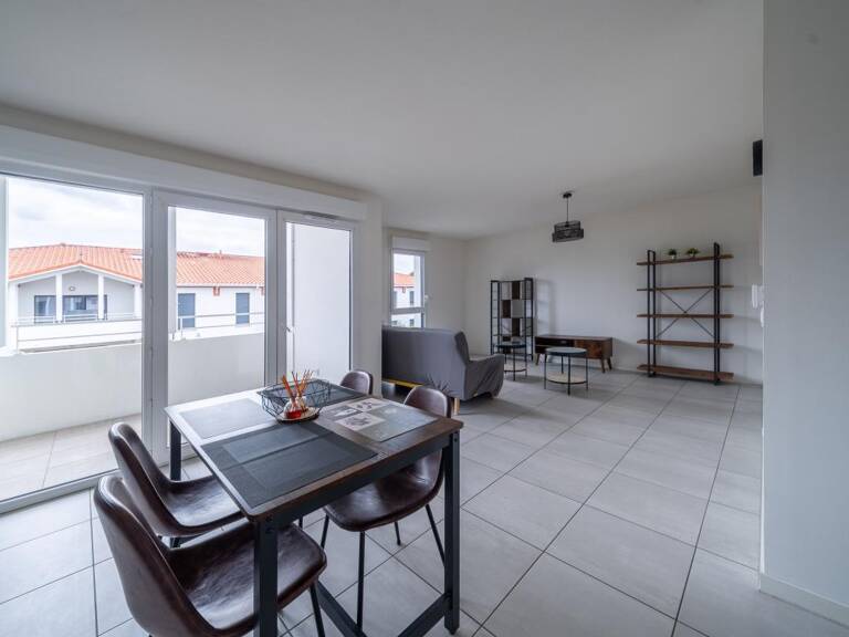 Appartement T3 de 66 m² – Résidence récente de 2022 – Terrasse couverte — photo 1