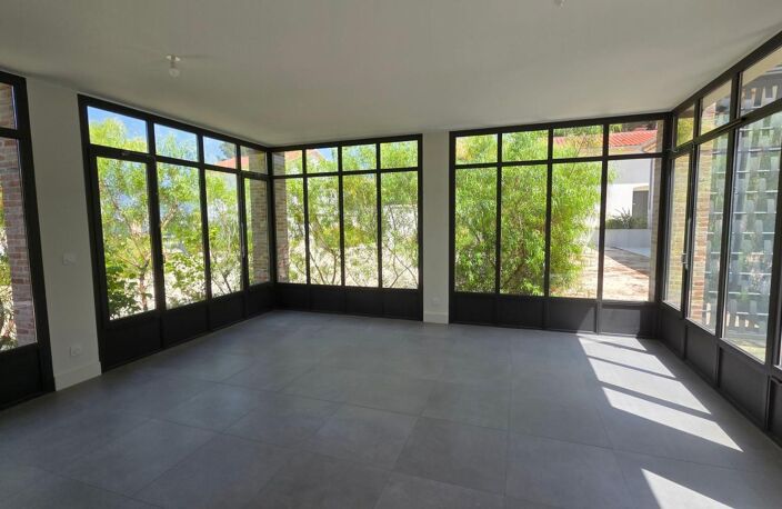 Loft avec toit terrasse vue mer et atelier d'artiste attenant Corniche Tamaris - Balaguier 83500 — photo 3