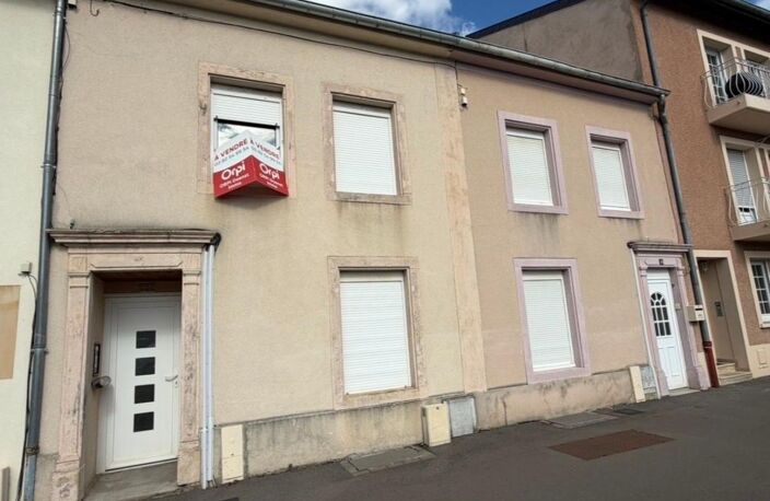 CENTRE DE YUTZ - Lot de deux biens immobiliers — photo 2
