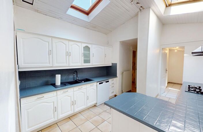 CENTRE DE YUTZ - Lot de deux biens immobiliers — photo 5