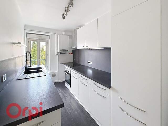 Appartement À Louer — photo du bien
