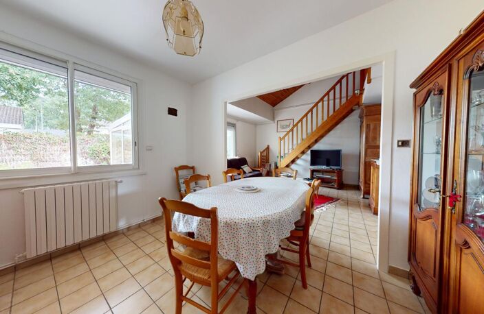 Maison à vendre - 3 chambres + bureau - proximité des commodités ! — photo 3