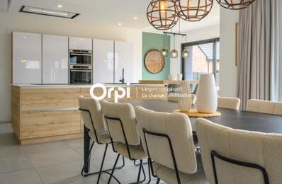 Dans un cadre verdoyant, magnifique maison style cubique de 170 m² sous garantie décennale — photo du bien
