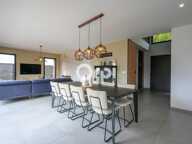 Dans un cadre verdoyant, magnifique maison style cubique de 170 m² sous garantie décennale — photo 4