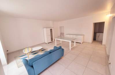 Appartement À Louer — photo du bien