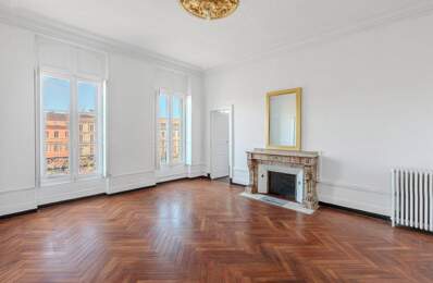 Toulouse Jean-Jaures Wilson Appartement T4 dans immeuble de caractère avec balcon — photo du bien