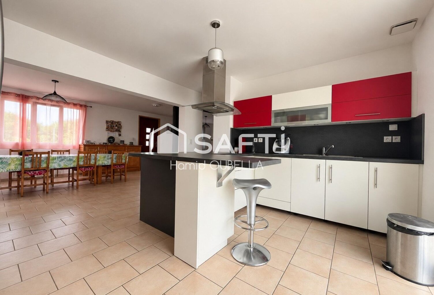VAAS  Maison familiale de 113 m²  3 chambres  Terrain de 1 420 m² sans vis-à-vis  Sous-sol complet — photo 1