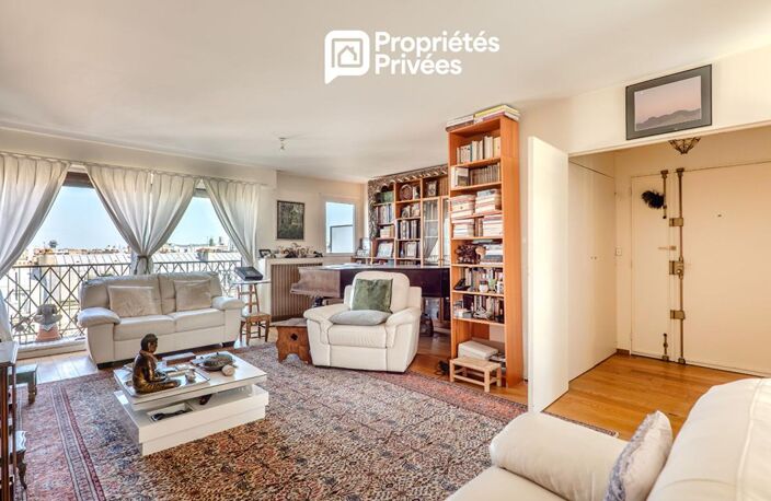 Paris 15e - Montparnasse - Dernier étage  de 110 m² avec 3 chambres — photo 2