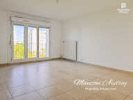Appartement La Chapelle Saint Luc 4 pièce(s) 79 m2 — photo 3