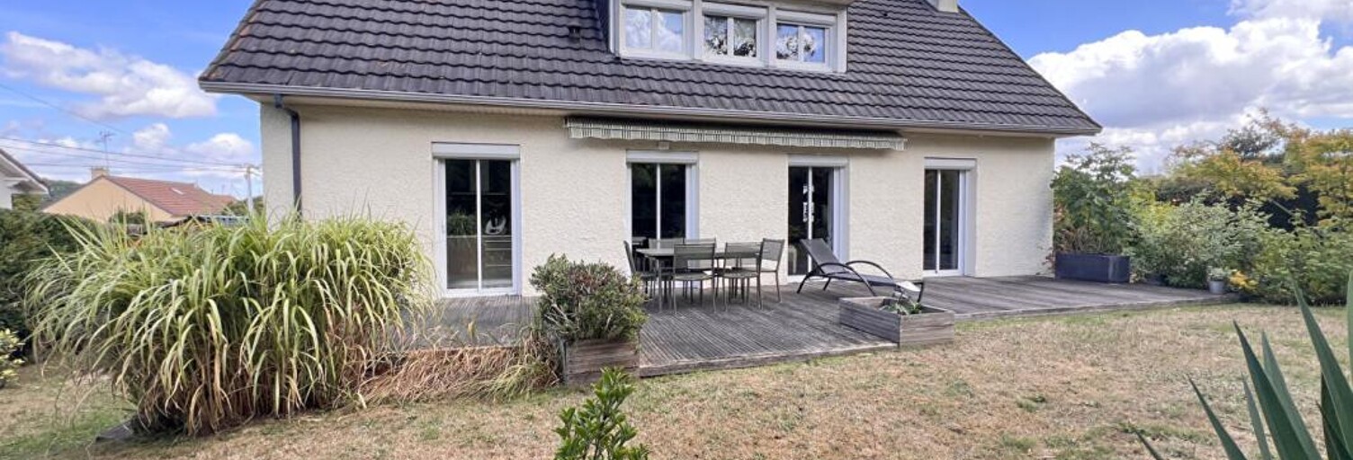 Maison 5 Pièces 132 m² à vendre à Yvré-l'Évêque (72530)