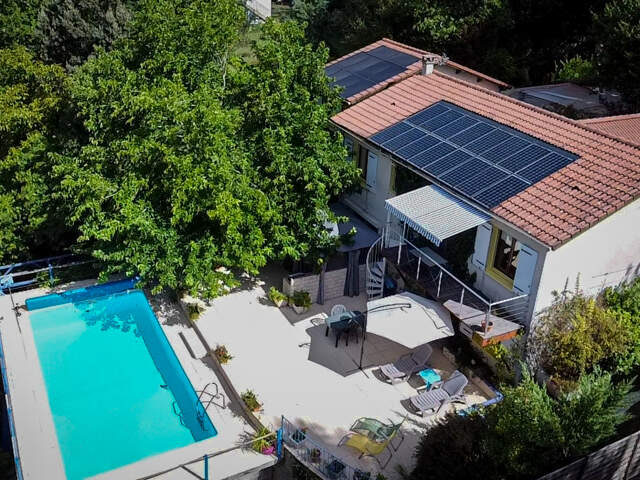 Maison plein de charme ,11pièce(s) 156 m2, 2 logements, garage et piscine — photo du bien