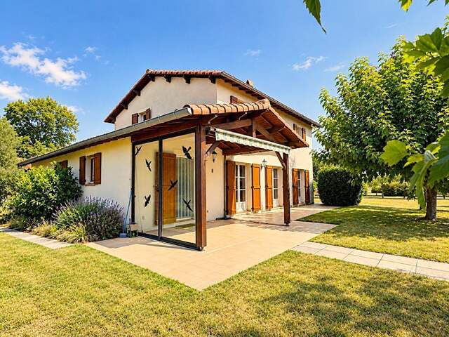 Maison Mouzieys-Teulet 8 pièce(s) 161 m² — photo du bien