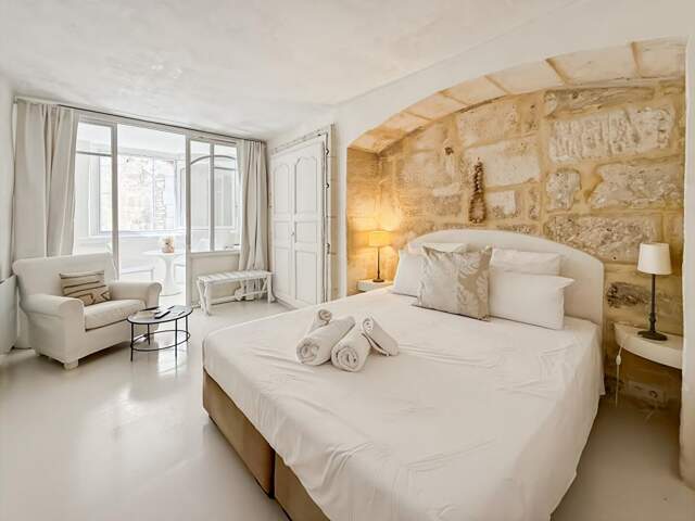 À Vendre   Maison de village  composée de deux appartements - historique Saint-Rémy-de-Provence ? Saint Rémy de Provence — photo du bien
