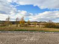Rare ! Terrain plat et arboré de plus de 1 430 m² avec superbe vue — photo 3