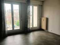 Appartement Lons Le Saunier 2 pièces ascenseur et balcon — photo 4