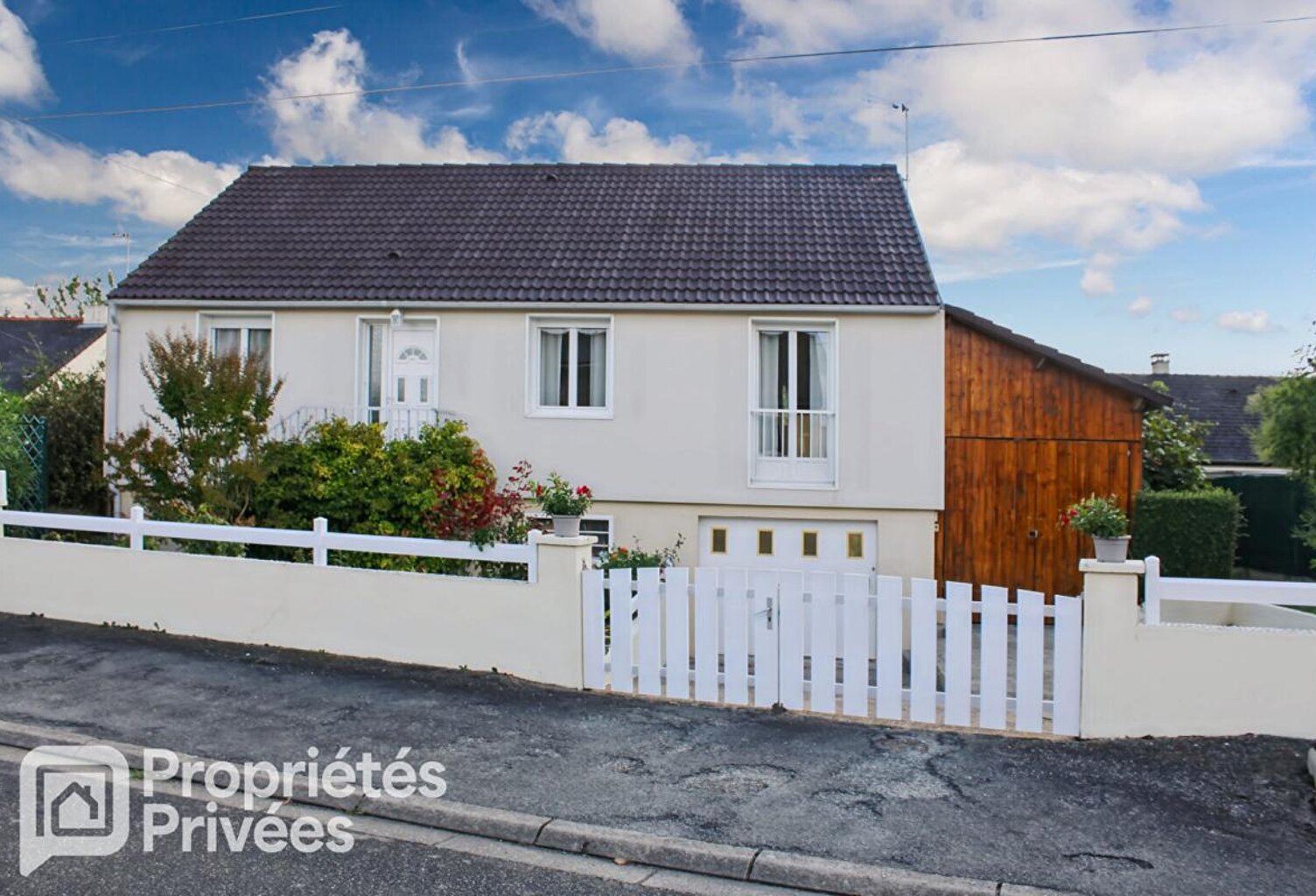 Maison Ahuille 5 pièce(s) 98 m2 — photo 1