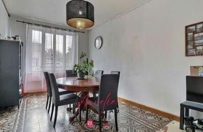 Maison de ville, 3 chambres, cours, garage — photo du bien
