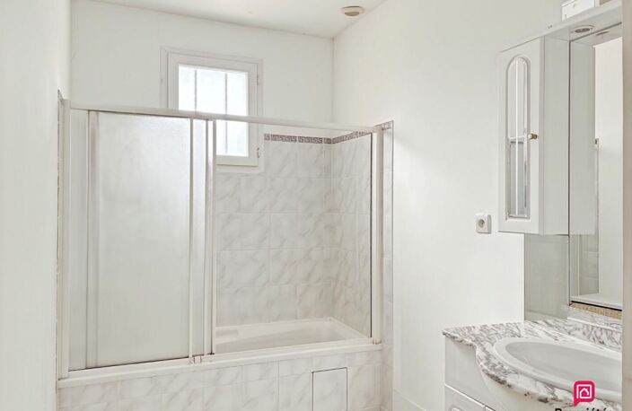 Maison plain pied - Louailles 5 pièce(s) 90 m2 — photo 5