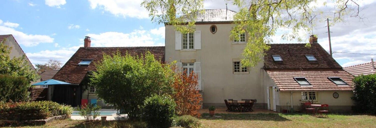 Maison 9 Pièces 212 m² à vendre à Darvoy (45150)