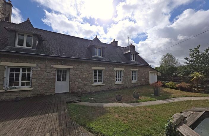 Longère en pierre de 140 m², terrasse de 54 m² et 4,56 hectares · Ploërdut — photo 3