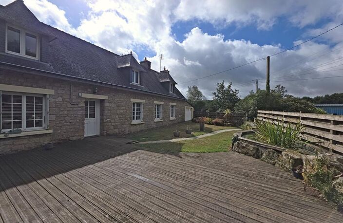 Longère en pierre de 140 m², terrasse de 54 m² et 4,56 hectares · Ploërdut — photo 4